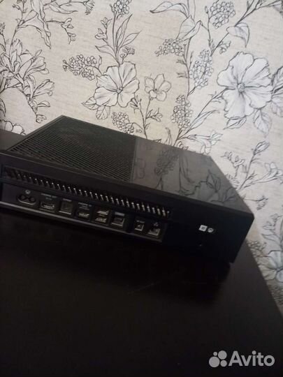 Игровая приставка xbox one, +4 диска