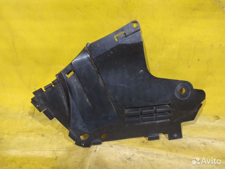 Пыльник двигателя нижний левый Renault Logan 05-14
