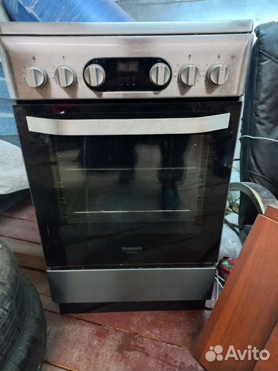 Продам электрическую плиту в отличном состоянии