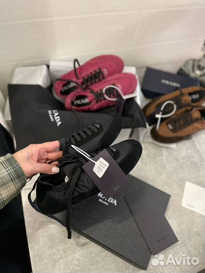 Кроссовки женские Prada Collapse Re