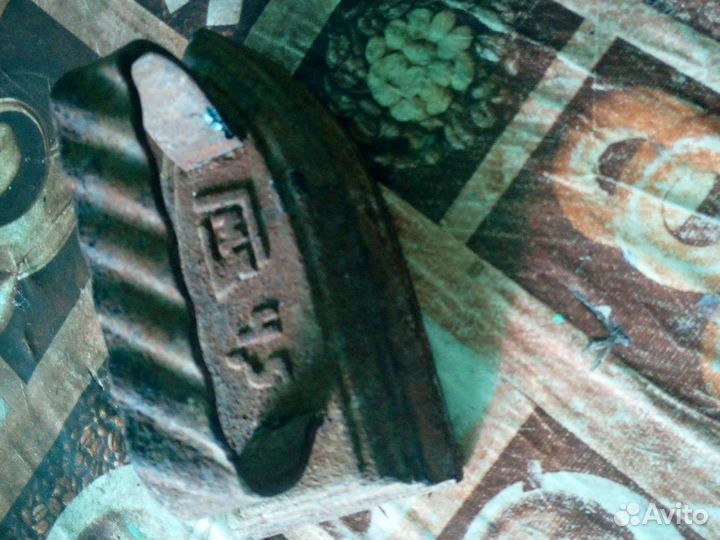 Утюг старинный