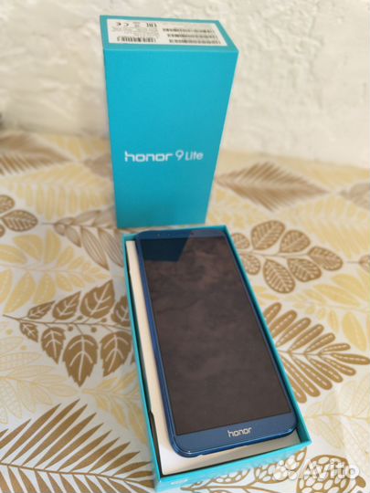 Телефон Huawei