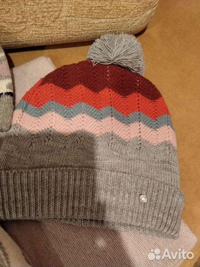 Шапки и шарфы женские пакетом