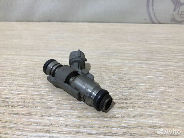 Форсунка топливная Citroen C3 FC KFU ET3J4 2007