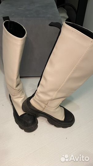Сапоги женские бежевые 38