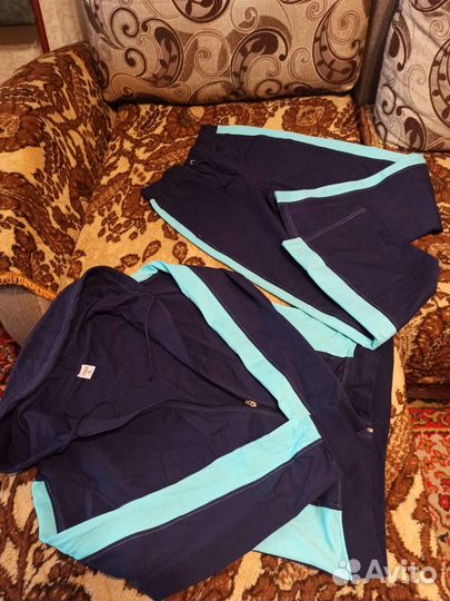 Спортивный костюм