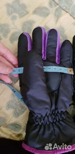 Перчатки и шапка горнолыжные