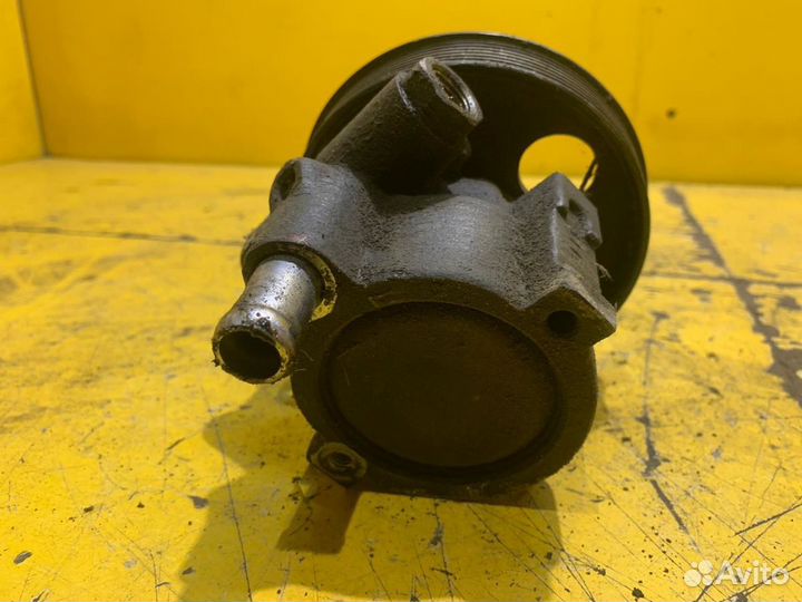 Насос гур Renault Sandero 2009-2014