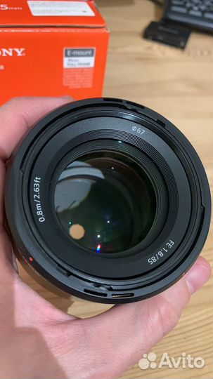 Sony FE 85mm f/1.8