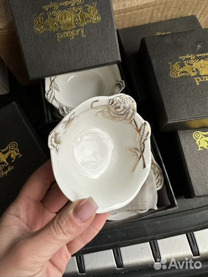 Посуда с кафе, стаканы, рюмки, фужеры