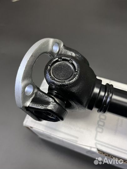 A2044106701 Вал привода карданный передний