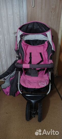 Прогулочная коляска