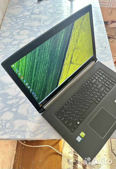 Acer С большим IPS Full HD 17.3