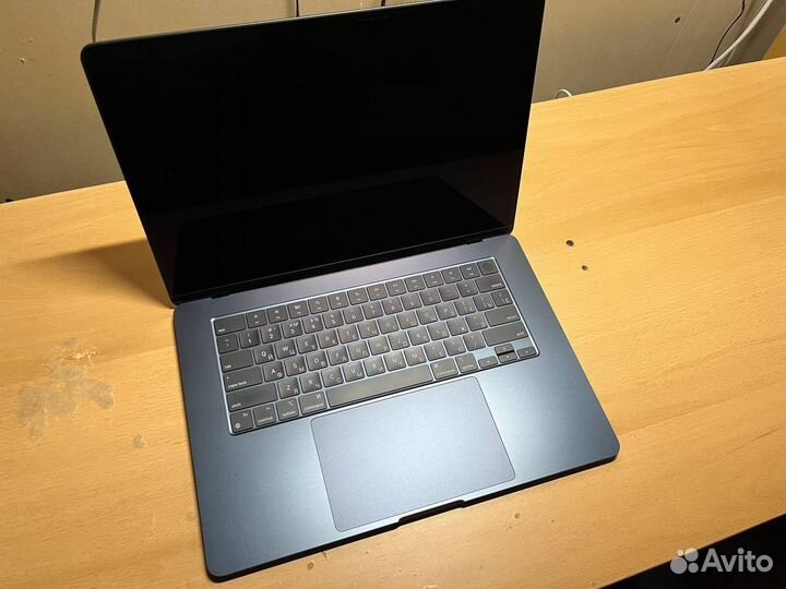 MacBook Air 15 M2 256GB