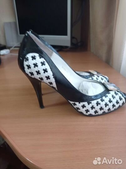 Туфли женские