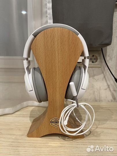 Проводная гарнитура Razer Kraken Mercury белый