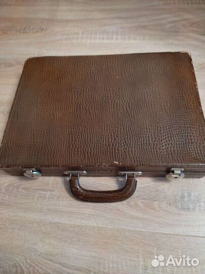 Нитки шёлковые для машиной вышивки