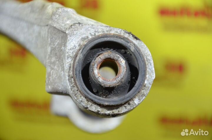 Рычаг задний верхний правый Hyundai Santa FE 2