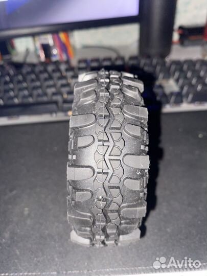 Резина на трофи 1/10 rocs tyre