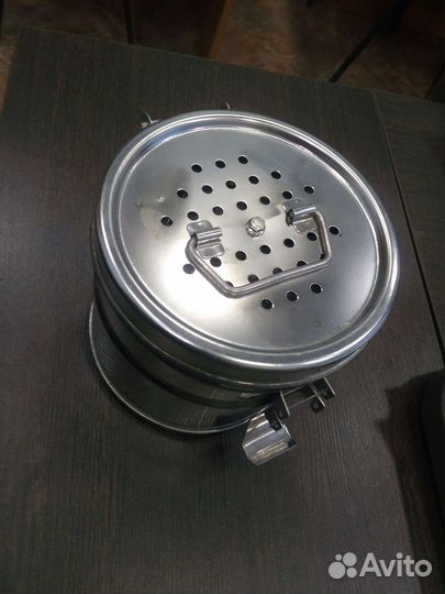 Бикс + инструмент + лотки + емкости для растворов