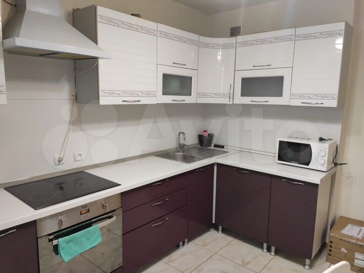 2-к. квартира, 60 м², 7/17 эт.