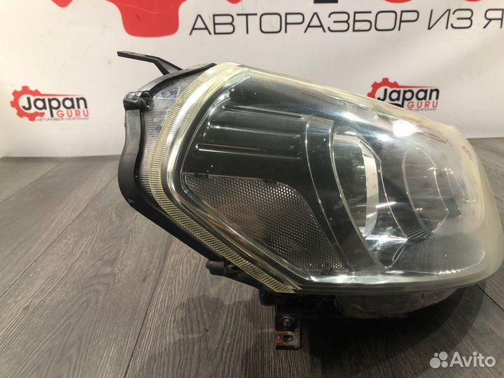 Фара ксеноновая передняя правая Suzuki Sx4 SX4