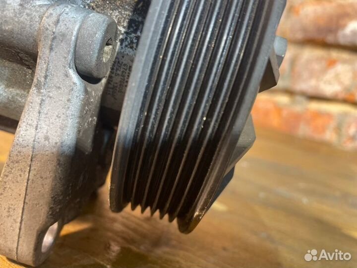 Насос гидроусилителя руля Bmw 5 E60 N52B25 AF 2009