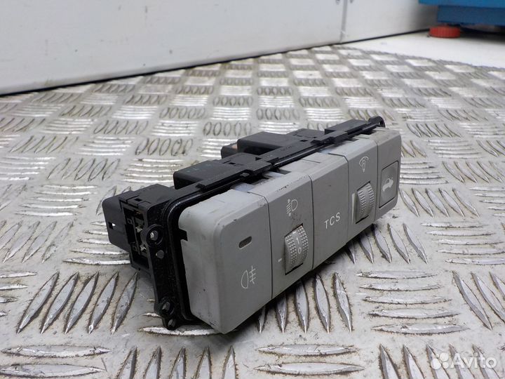 Кнопка Kia Cerato 2004-2008