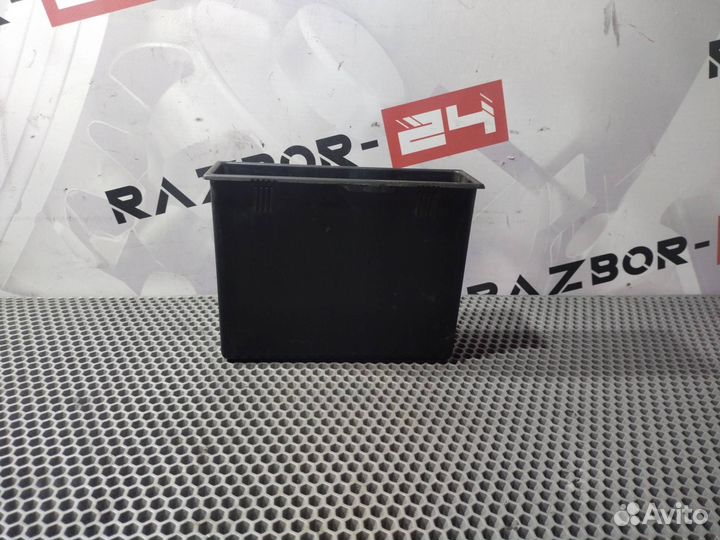 Пластик салона DAF XF 105 2009 1305001