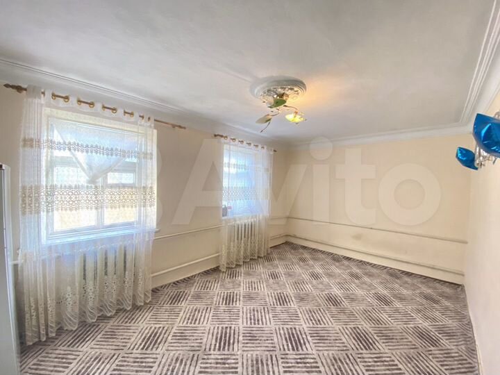 2-к. квартира, 39 м², 1/2 эт.