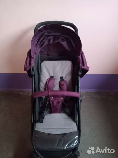 Прогулочная коляска