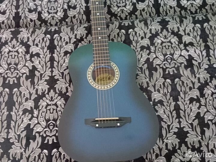 Классическая гитара бу с чехлом