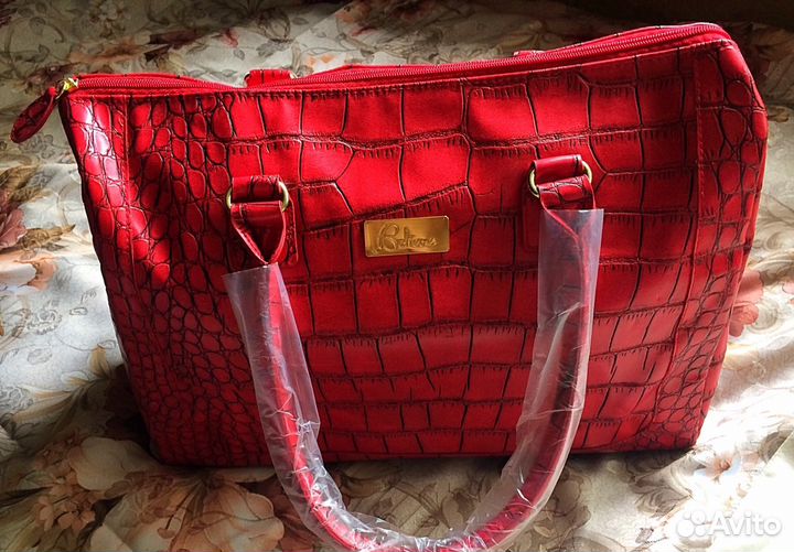 Сумка новая с кошельком
