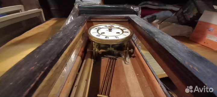 Старинные настенные антикварные часы