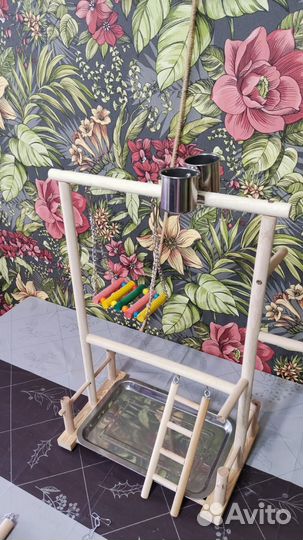 Игровая площадка для птиц