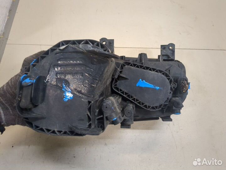 Фара (передняя) правая Volkswagen Caddy