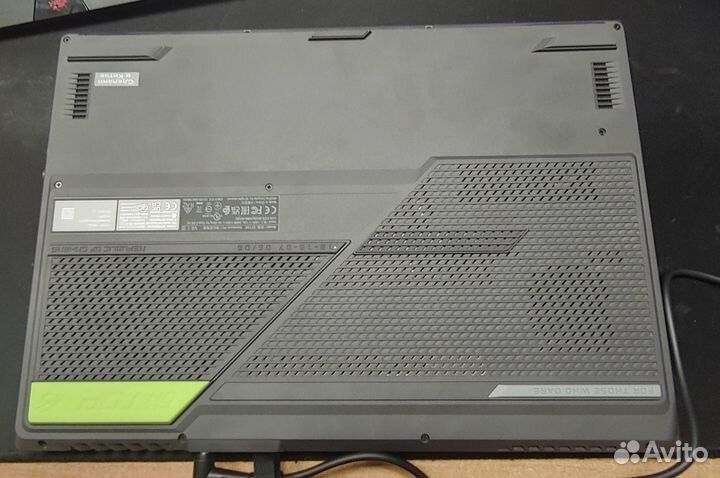 Asus ROG strix G17 G713RM-KH092W