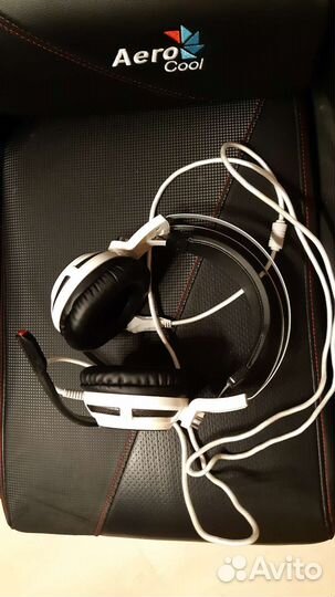 Игровые наушники с микрофоном