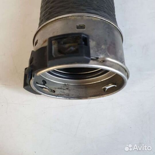 Патрубок интеркулера7612095BMW5 F10/F11/GT F074.4Бензин