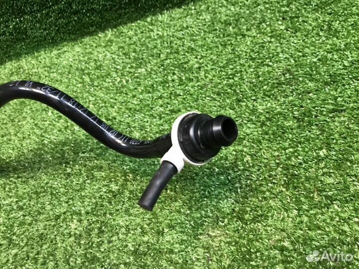 Трубка Mercedes Glk