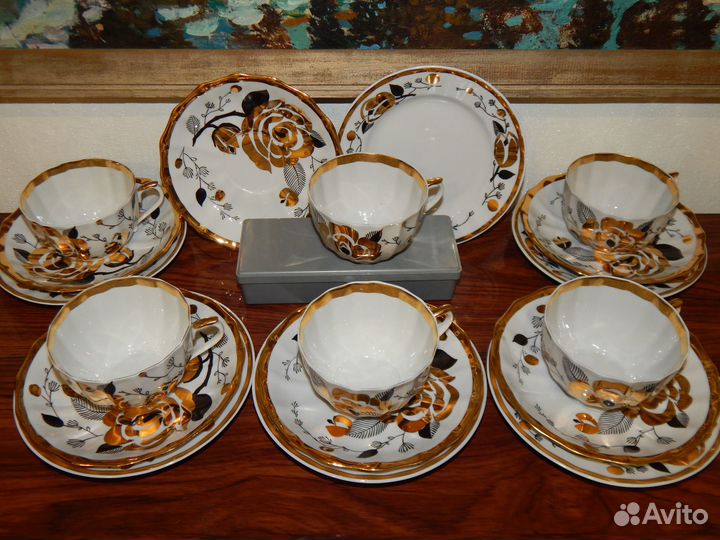 Фарфоровый сервиз 