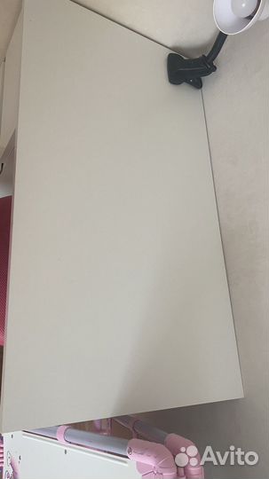 Компьютерный стол,стул и полка