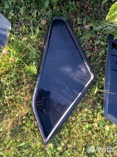 Стекла ваз 2109,2108, боковые 4штуки левые правые