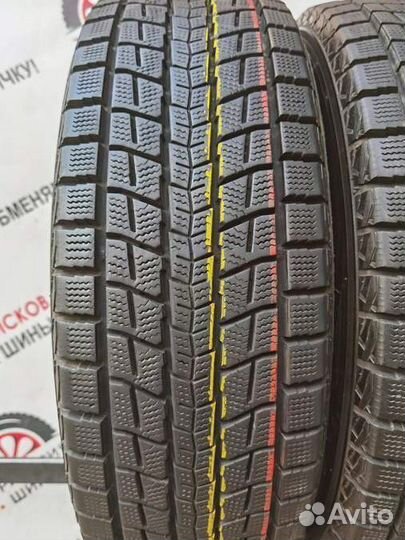Dunlop Winter Maxx SJ8 215/60 R17 96Q