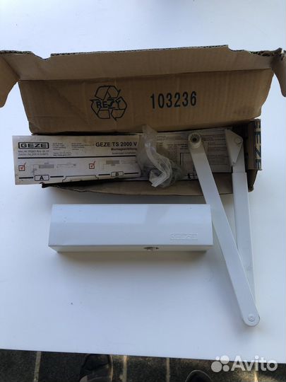 Доводчики дверей Dorma Geze nora-M