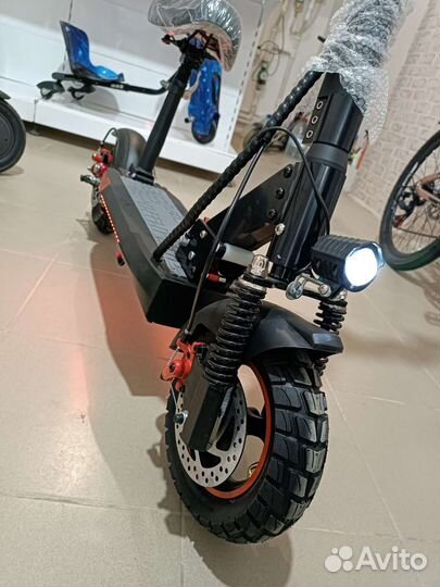 Электросамокат Куга м4