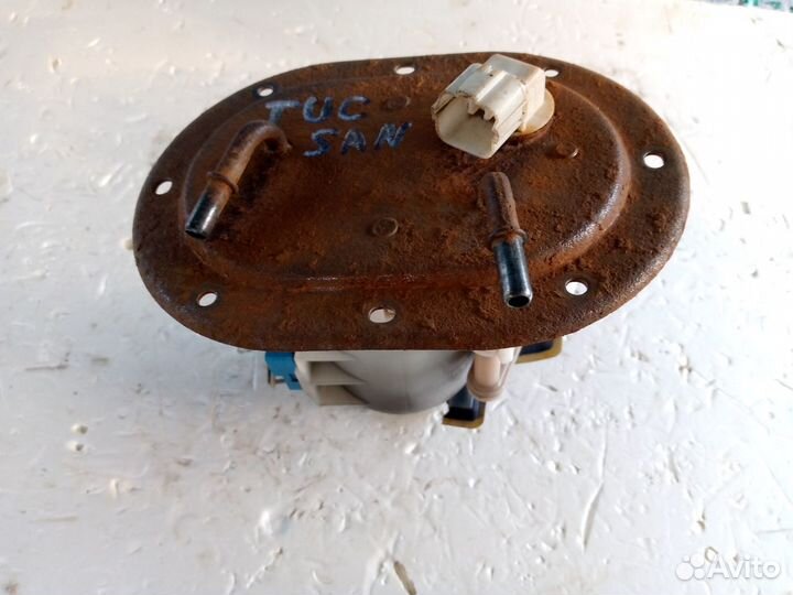 Топливный насос Hyundai Tucson JM 2.0