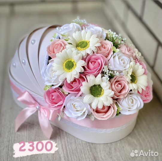 Букет на выписку из мыльных цветов