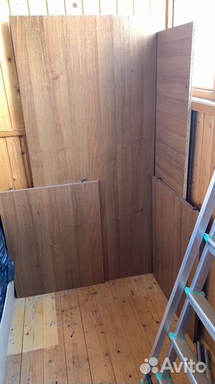 Письменный стол