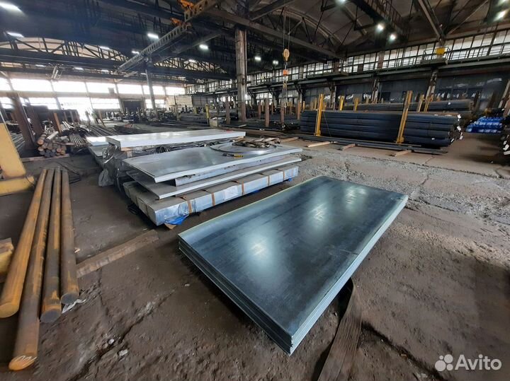 Лист горячекатаный с чечевичным рифл. 3х1500х6000